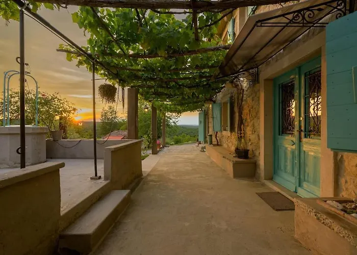 Zamarija By Istrialux * Ripenda Kras