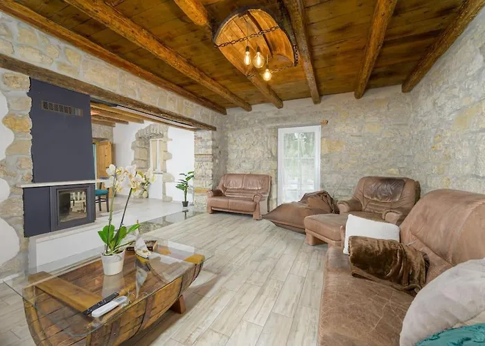 Zamarija By Istrialux