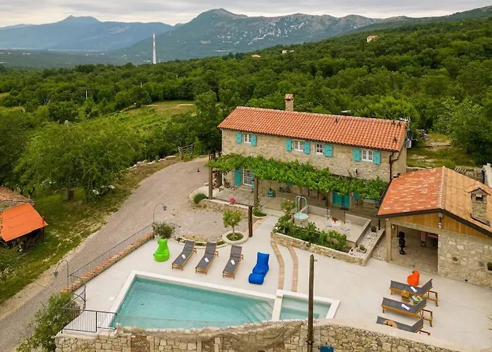 Zamarija By Istrialux *