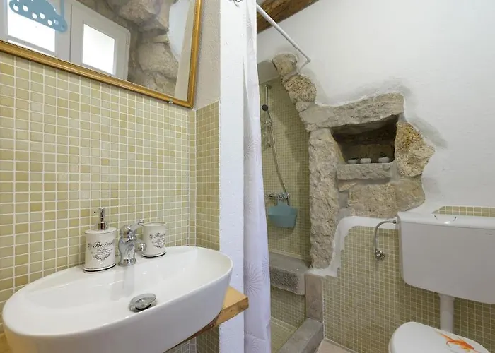 Zamarija By Istrialux * Ripenda Kras