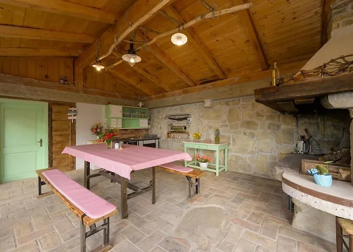 Zamarija By Istrialux * Ripenda Kras